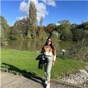 Profesora de español ( gramática , compresión oral , literatura ) para personas de habla francesa , inglesa o italiana )